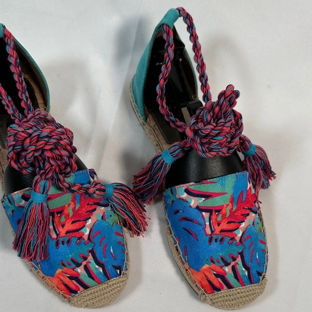 Circus by Sam Edelman Ankle Wrap Espadrille Flats Tropical Print Size 7.5